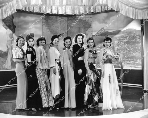 crp-08623 1941 pretty models in fashion show film Tillie the Toiler crp-08623
