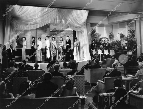 crp-08624 1941 models in fashion show film Tillie the Toiler crp-08624