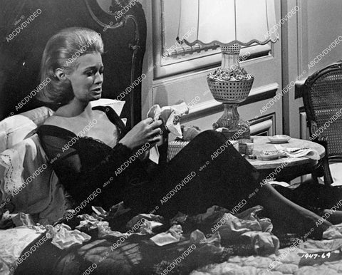 crp-08677 1965 Angie Dickinson film The Art of Love crp-08677