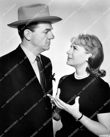 crp-08828 1963 Karl Malden, Lois Nettleton film Come Fly with Me crp-08828