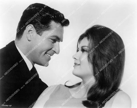 crp-08864 1963 Hugh O'Brian, Pamela Tiffin film Come Fly with Me crp-08864