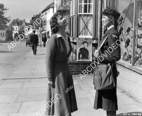 crp-09101 1952 Veronica Hurst, Dulcie Gray film Angels One Five crp-09101