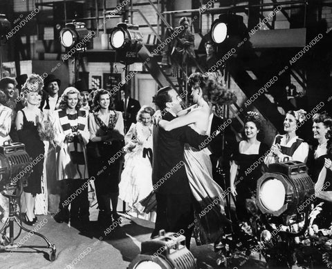 crp-09309 1944 Lee Bowman, Rita Hayworth, Susann Shaw, Peggy Lloyd film Cover Girl crp-09309