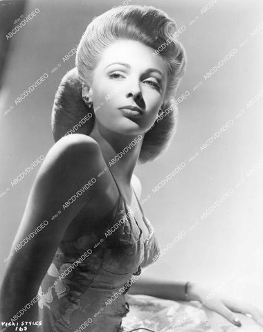 crp-00938 1940's singer maybe Vicki Styles portrait crp-00938