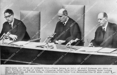 crp-00942 1961 Nazi war criminal Adolf Eichmann Judges Benyamin Halevy, Moshe Landau, Izhak Raveh crp-00942