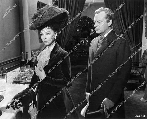 crp-09441 1958 John Robinson, Leslie Caron film The Doctor's Dilemma crp-09441