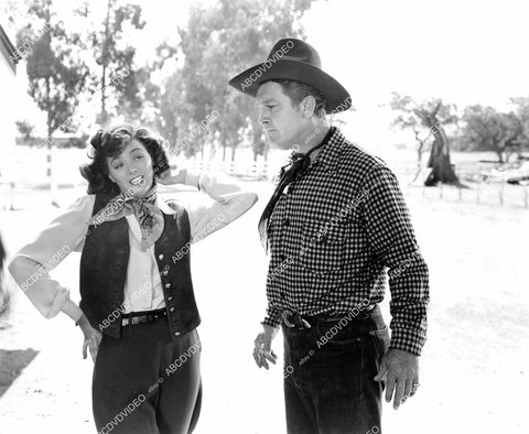 crp-09643 1945 Jeff Donnell, Guinn Big Boy Williams film Song of the Prairie crp-09643