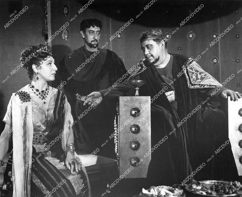 crp-09838 1953 Charles Laughton, Judith Anderson, Arnold Moss film Salome crp-09838