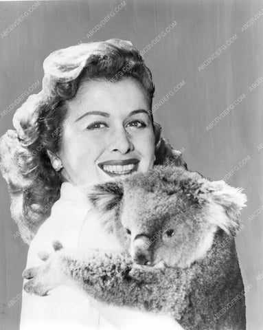 Helen Grayco and Koala Bear portrait spijon-14