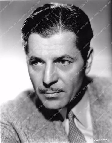 Warner Baxter portrait wbax-37